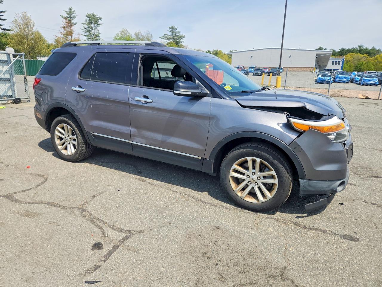 Ford Explorer Xlt