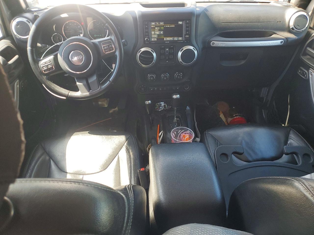 Jeep Wrangler Sahara