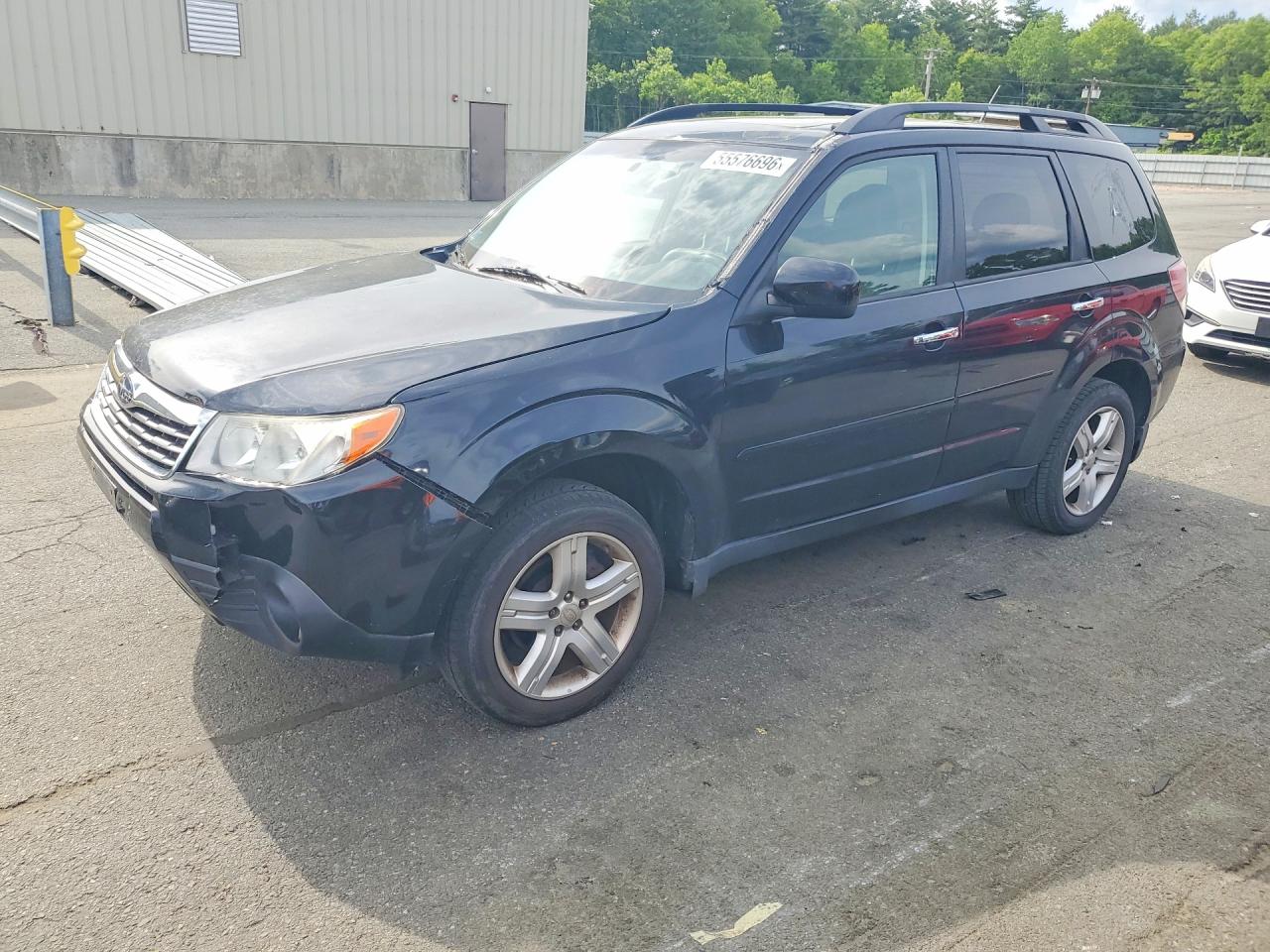 Salvage Subaru Forester Image