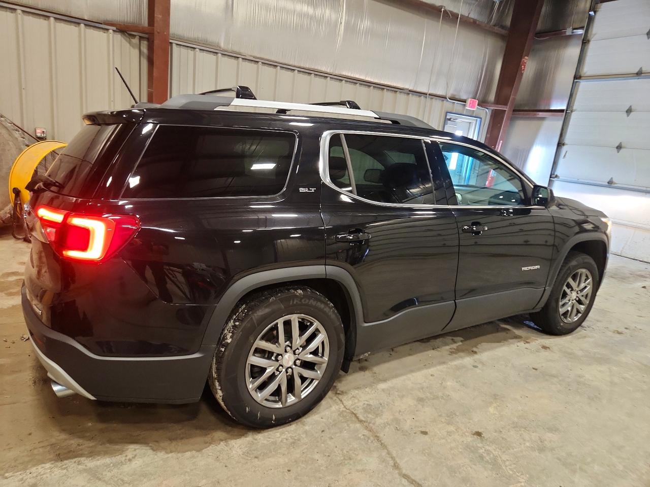 GMC Acadia Slt-1