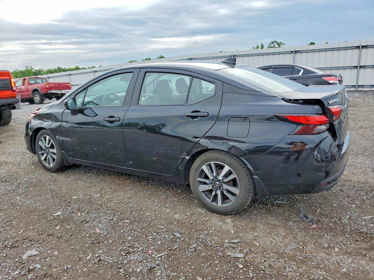 Nissan Versa Sv