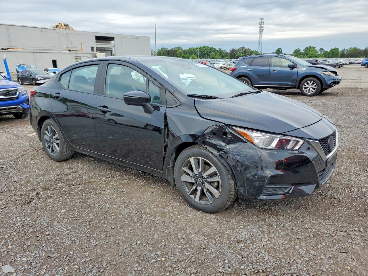 Nissan Versa Sv