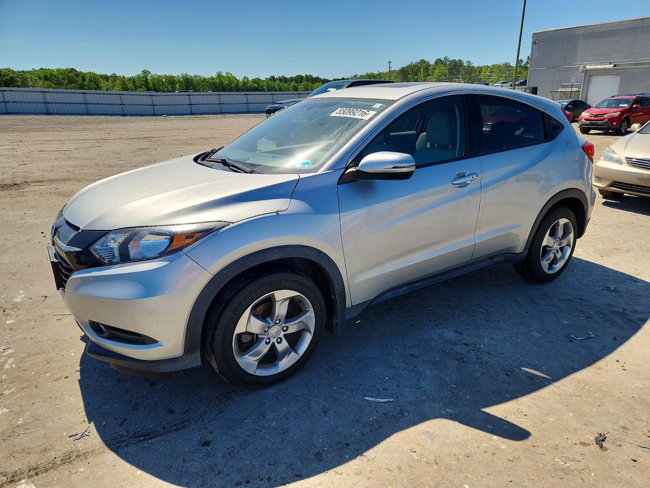 Salvage Honda HR-V Image