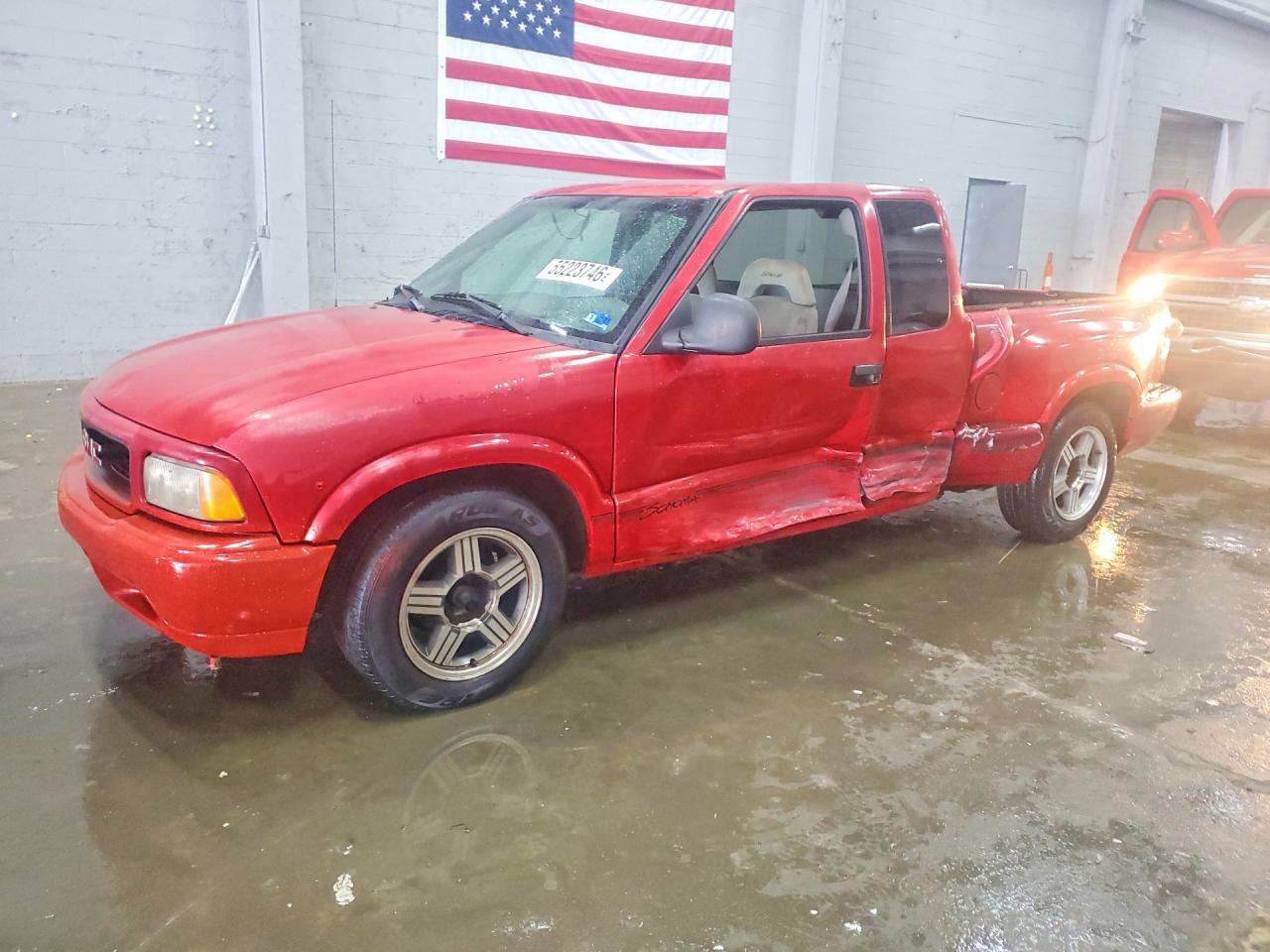 Salvage GMC Sonoma Image