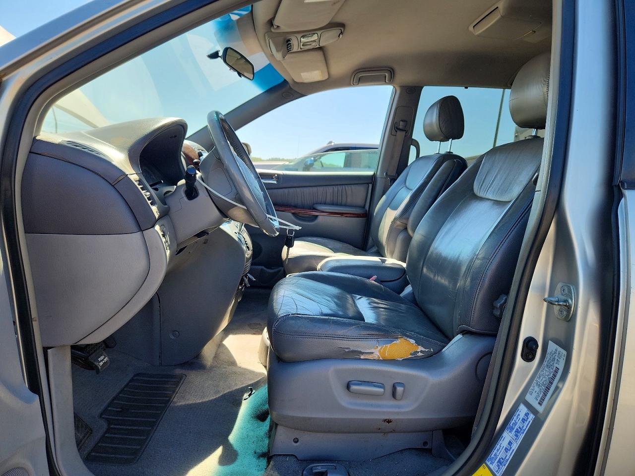 Toyota Sienna Xle 7 Passenger