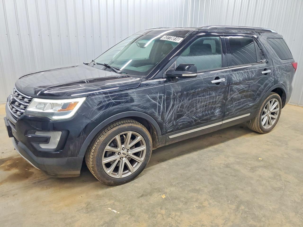 Salvage Ford Explorer Image