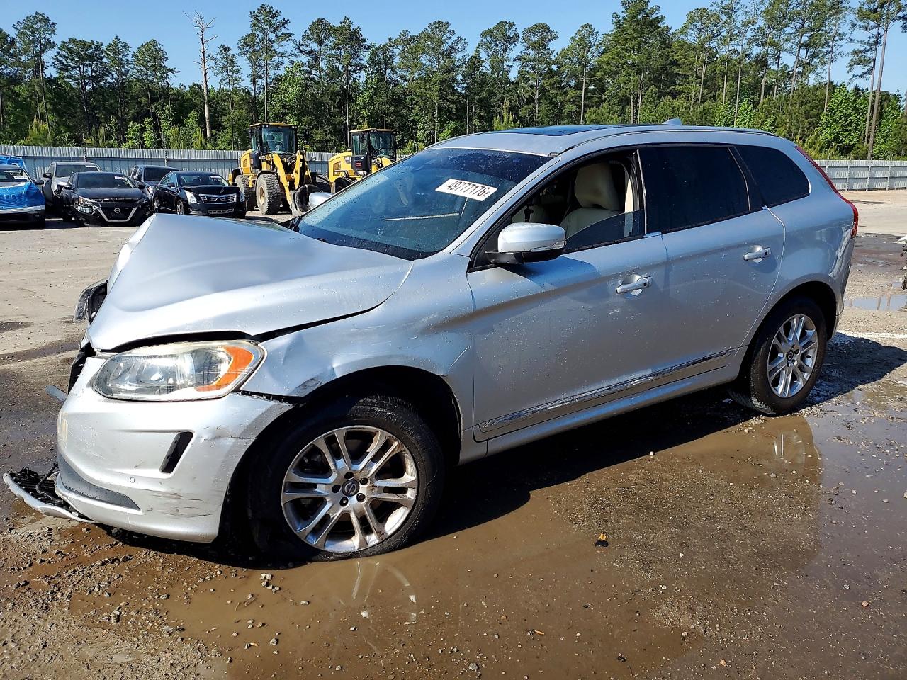 Salvage Volvo XC60 Image