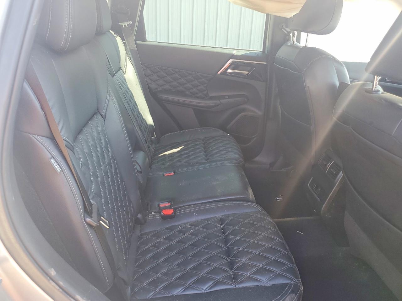 Mitsubishi Outlander Sel