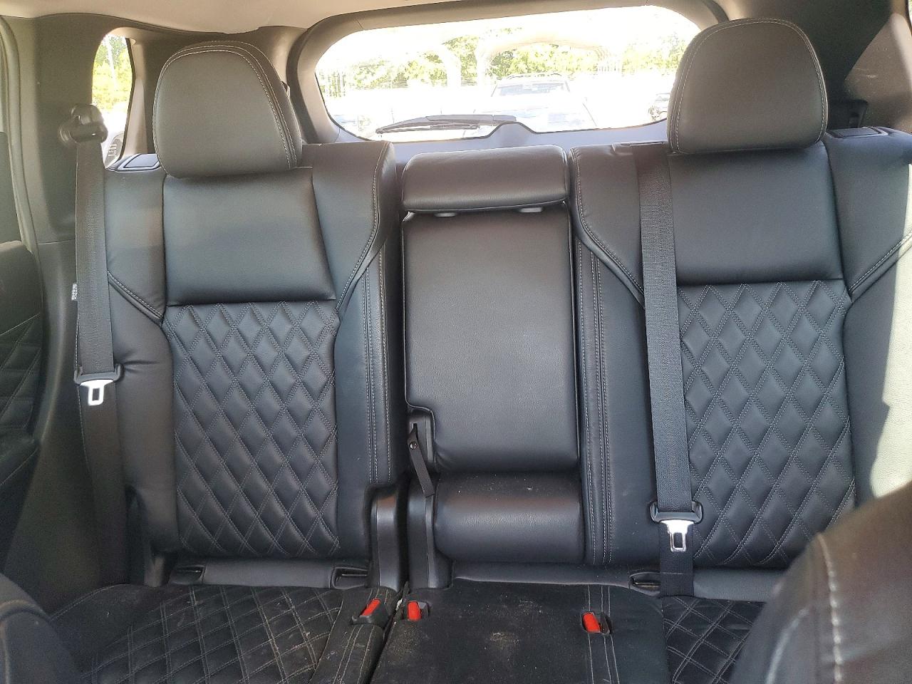 Mitsubishi Outlander Sel