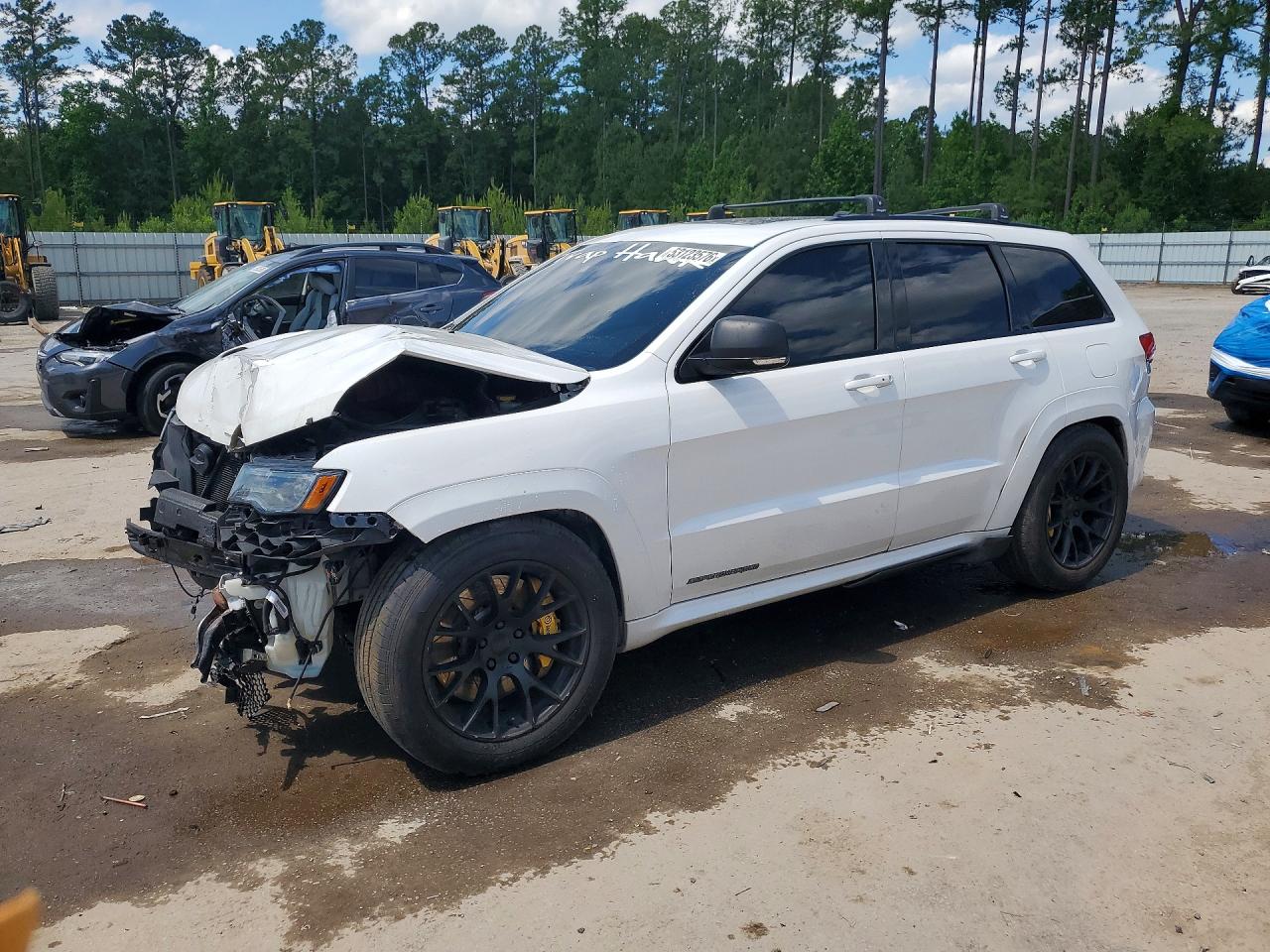 Salvage Jeep Grand Cherokee Image