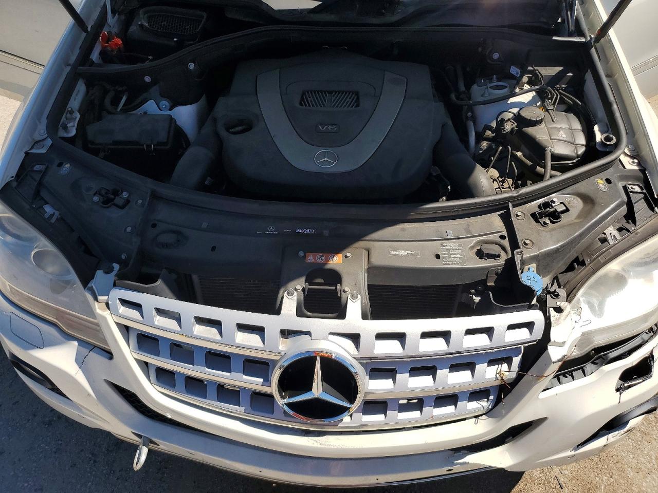 Mercedes-Benz M-Class 350