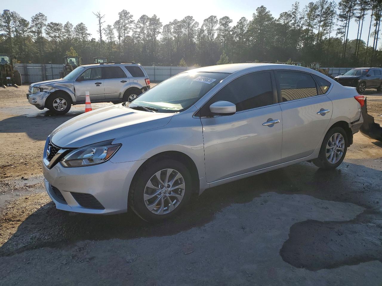 Salvage Nissan Sentra Image