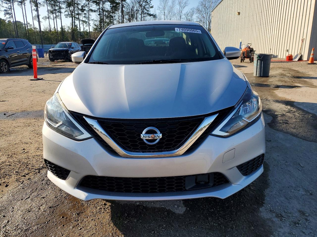 Nissan Sentra S