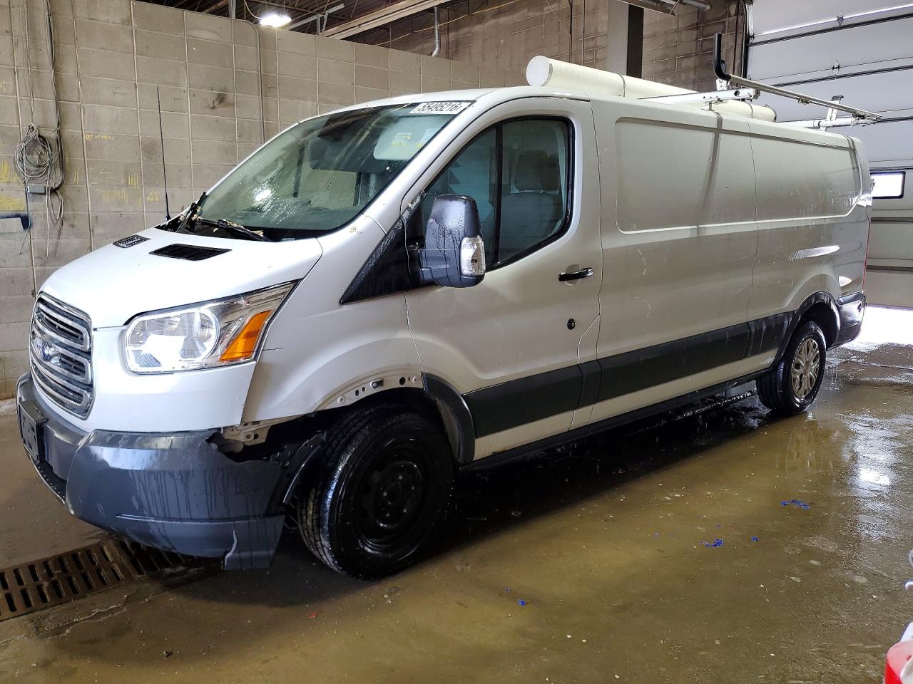 Salvage Ford Transit Image