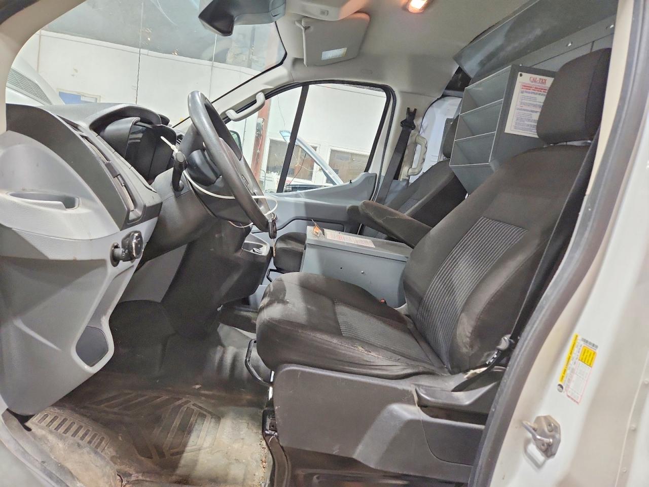 Ford Transit T-250