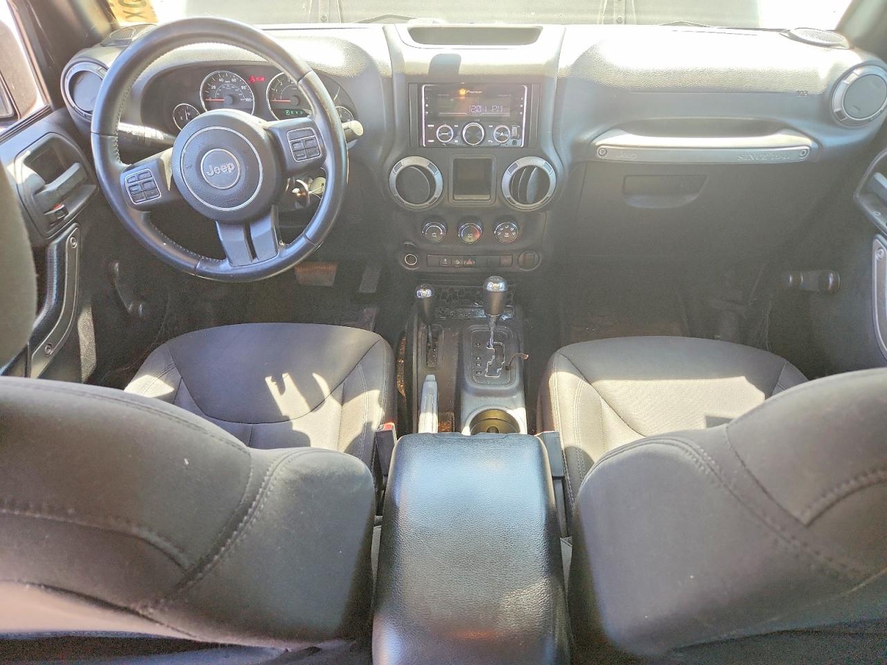 Jeep Wrangler Sport
