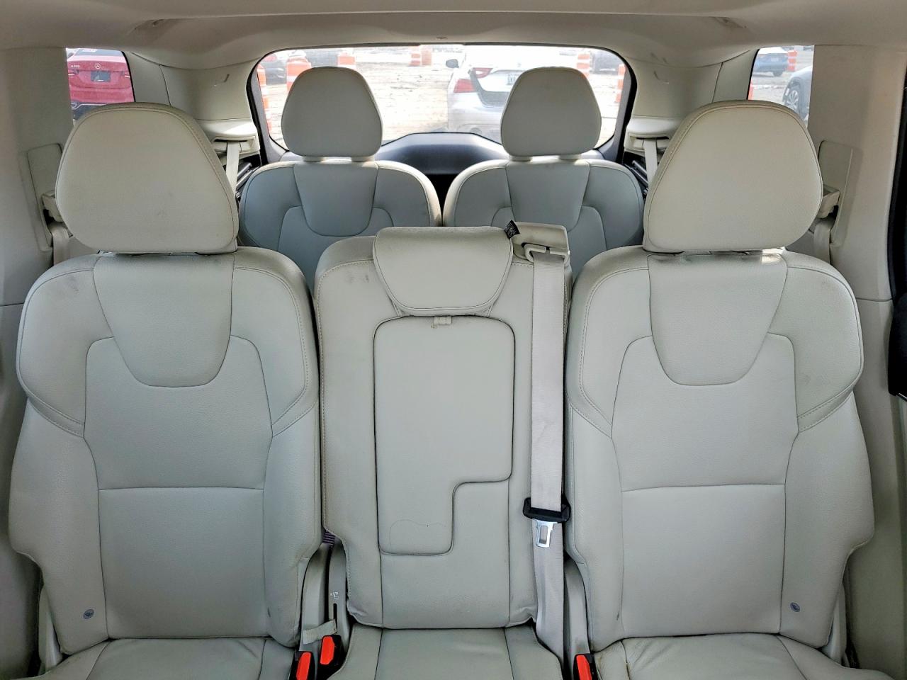 Volvo XC90 T5 Momentum