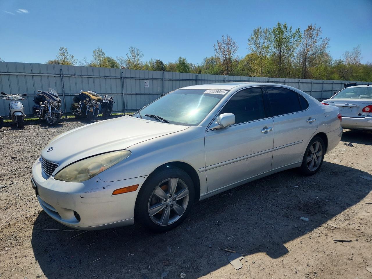 Salvage Lexus Es Image