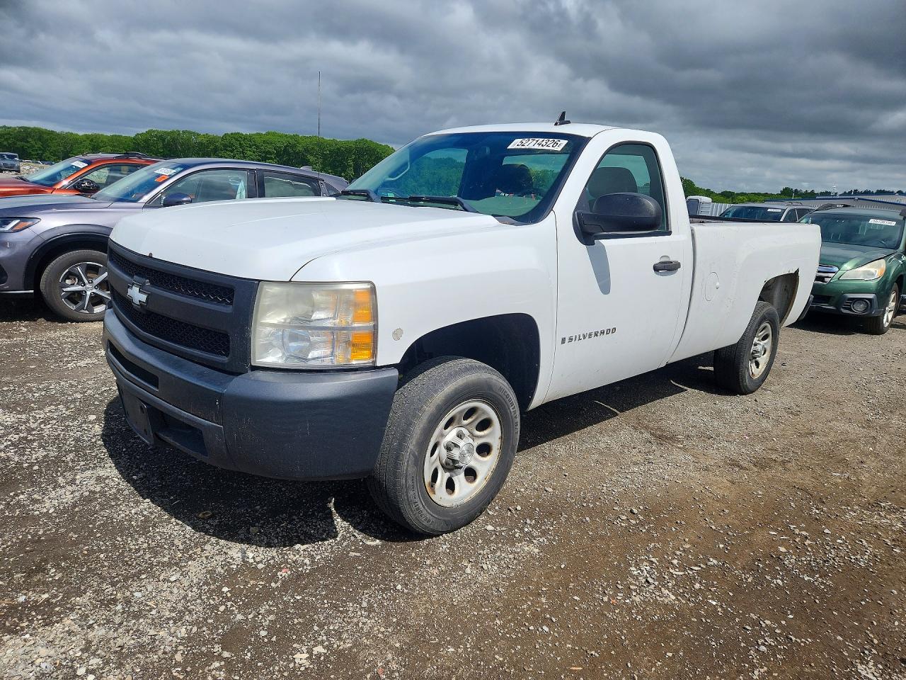 Salvage Chevrolet Silverado Image