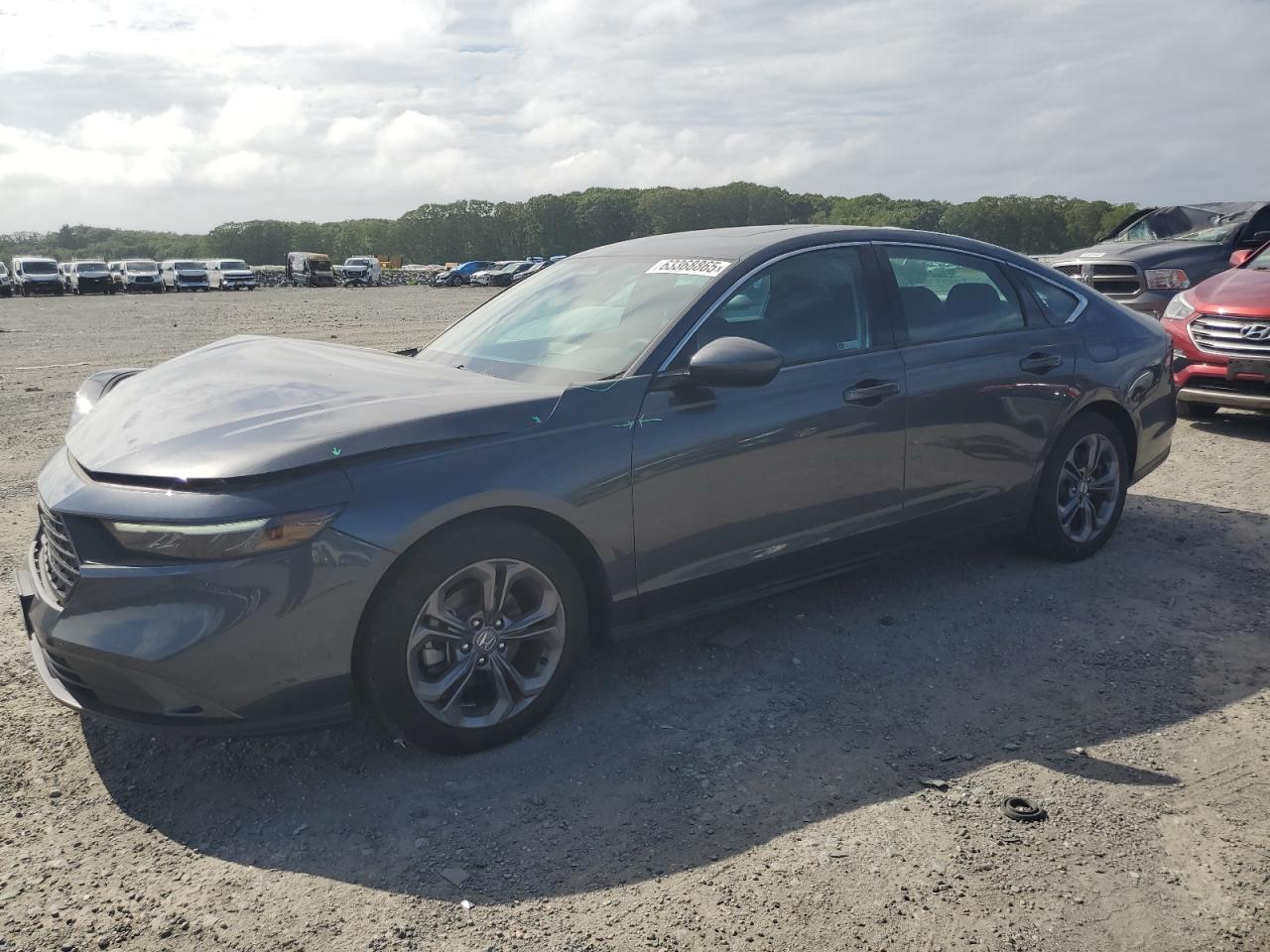 Salvage Honda Accord Image