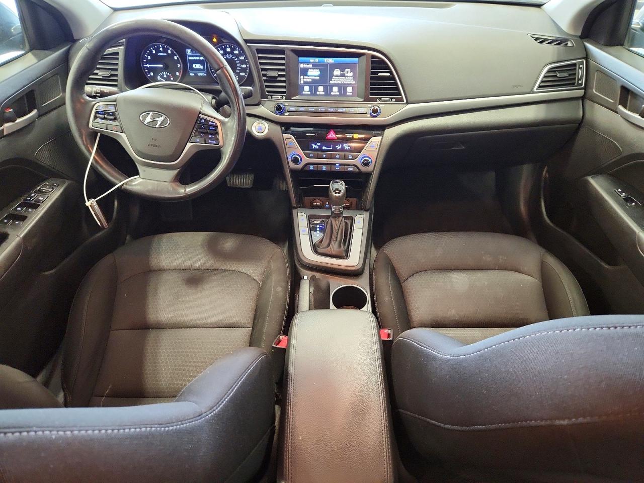 Hyundai ELANTRA Value Edition
