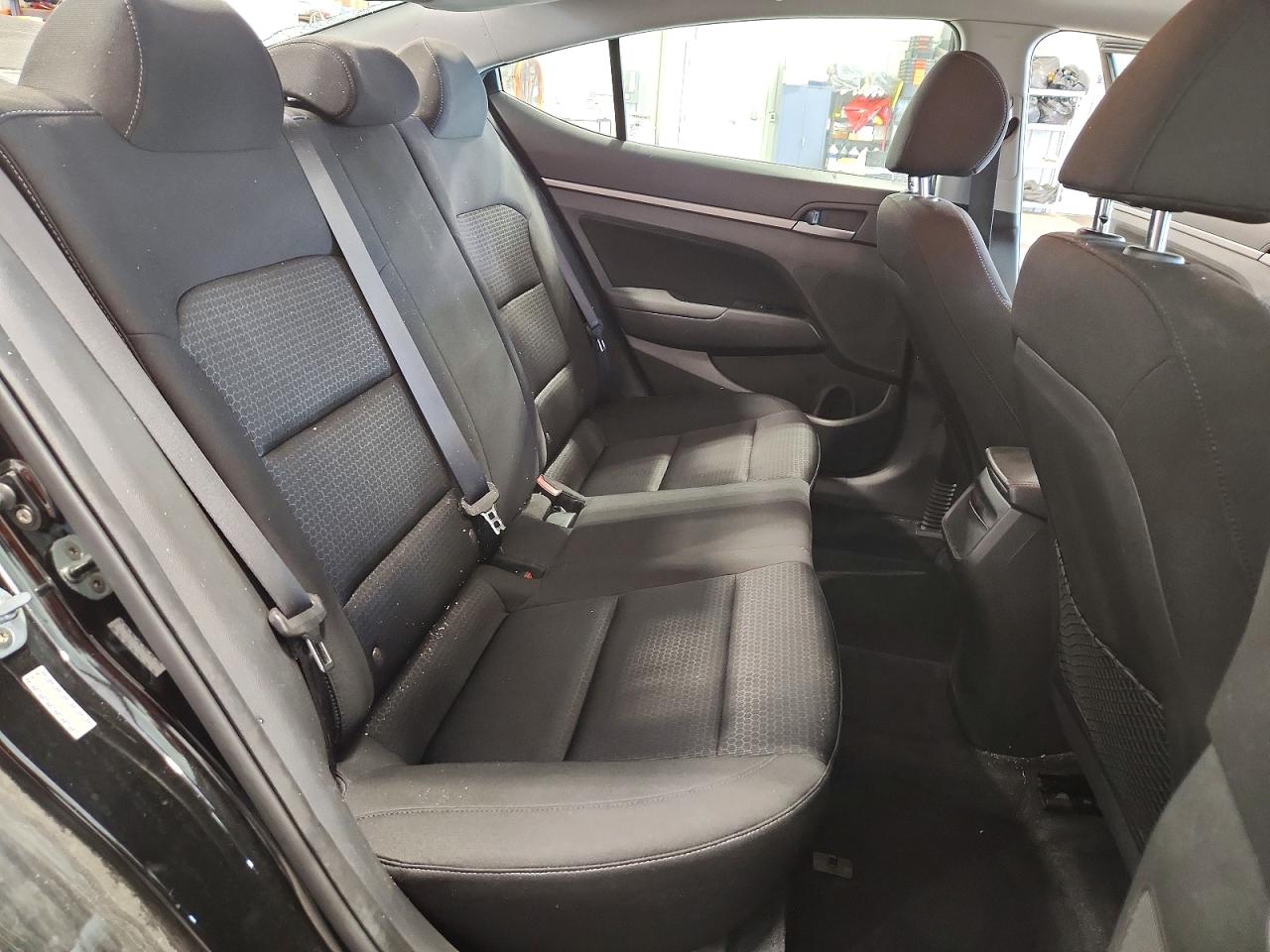 Hyundai ELANTRA Value Edition