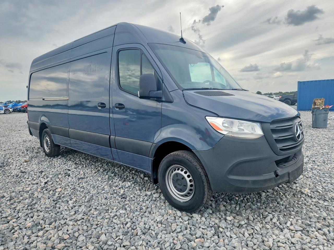 Mercedes-Benz Sprinter 2500