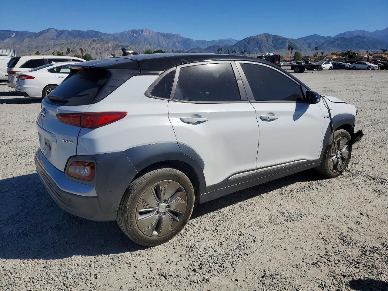 Hyundai KONA Sel