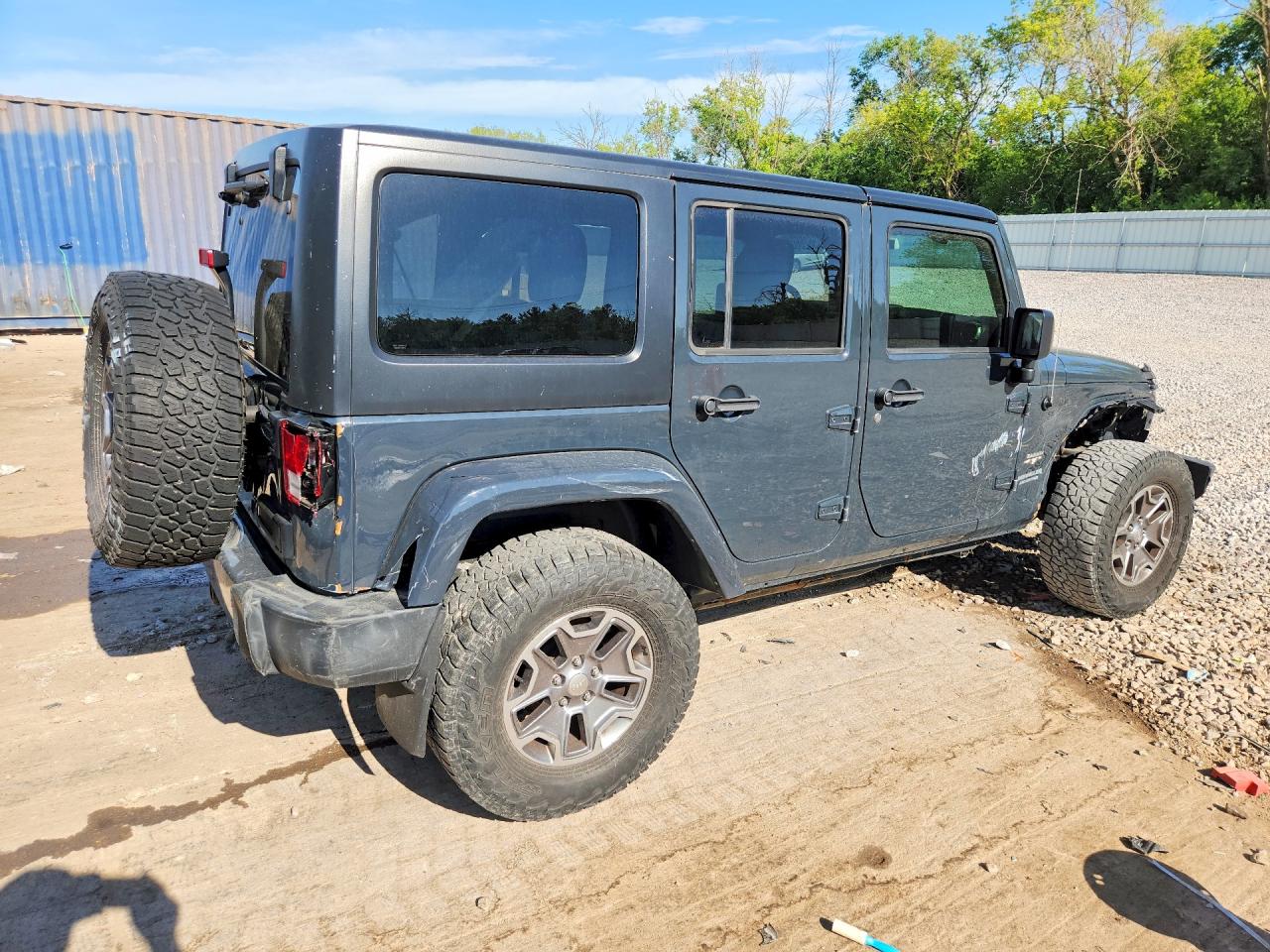Jeep Wrangler Sahara