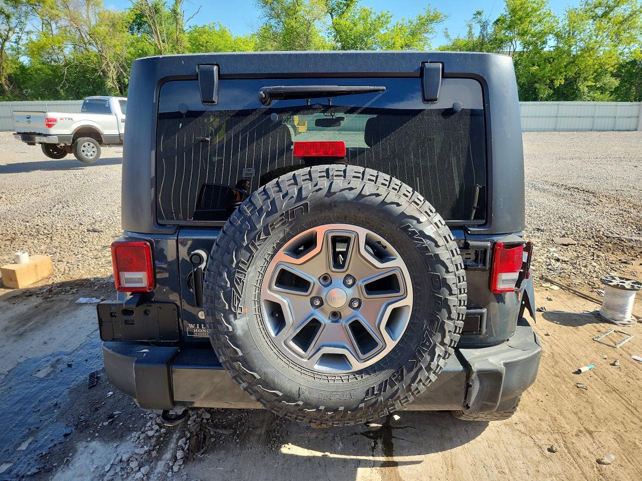 Jeep Wrangler Sahara