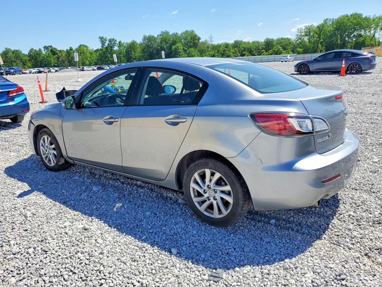 Mazda 3 I