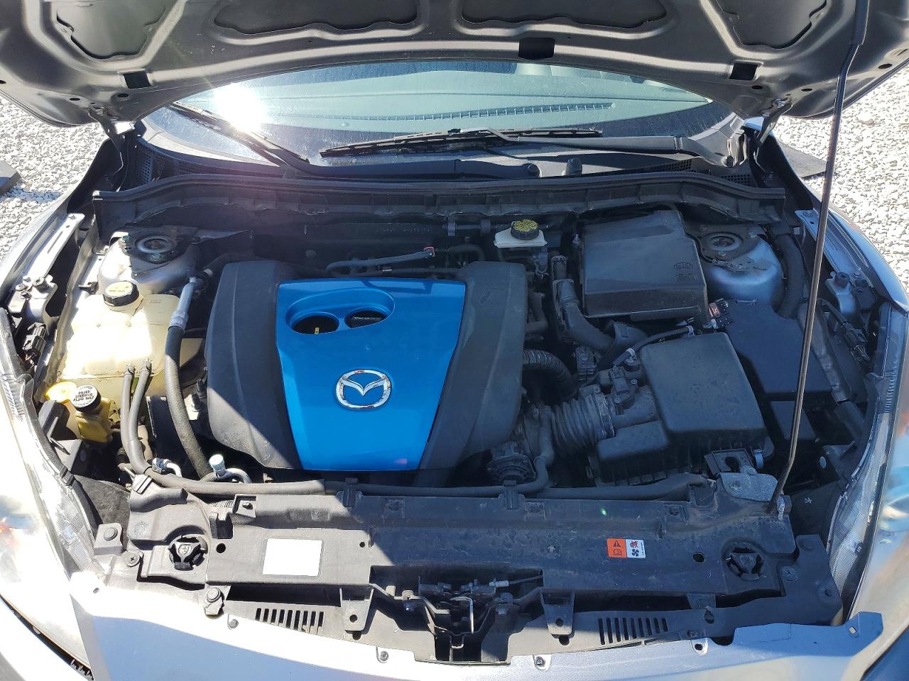 Mazda 3 I