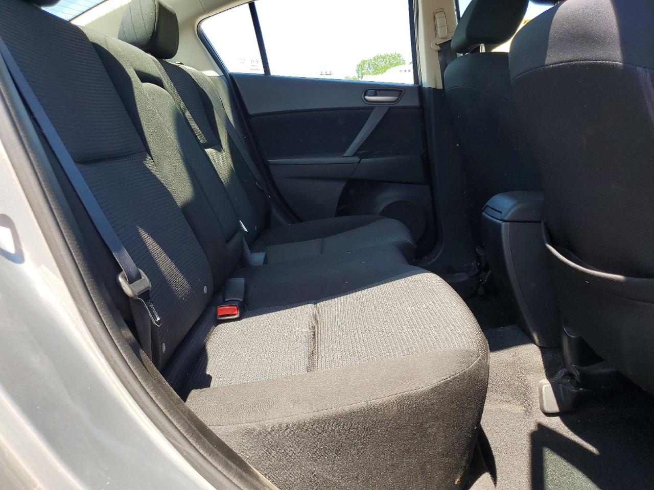 Mazda 3 I