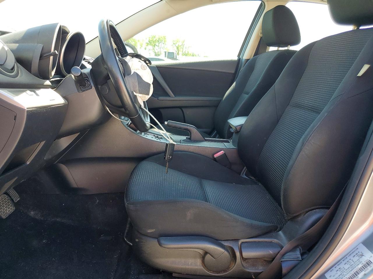 Mazda 3 I