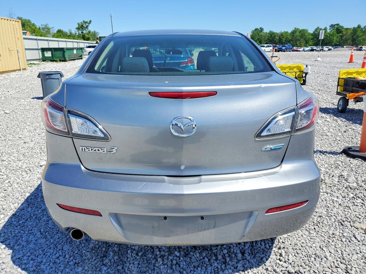 Mazda 3 I