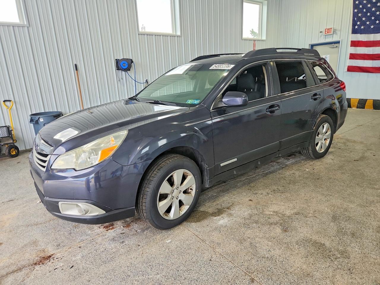 Salvage Subaru Outback Image