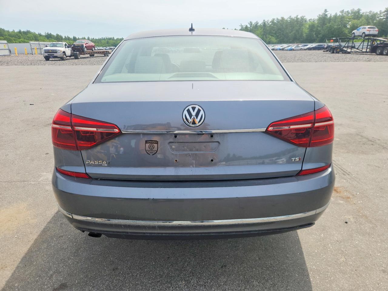 Volkswagen Passat S