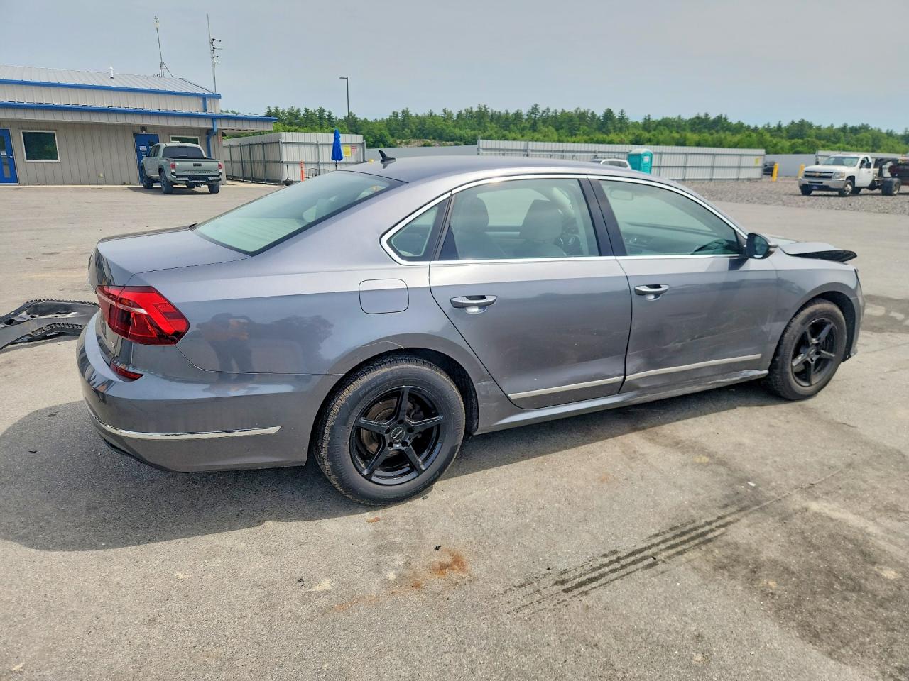 Volkswagen Passat S