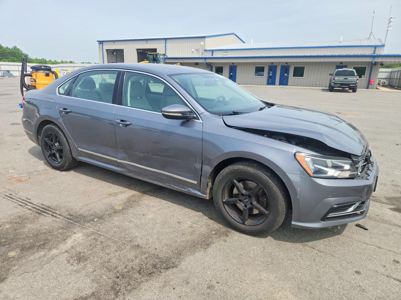 Volkswagen Passat S