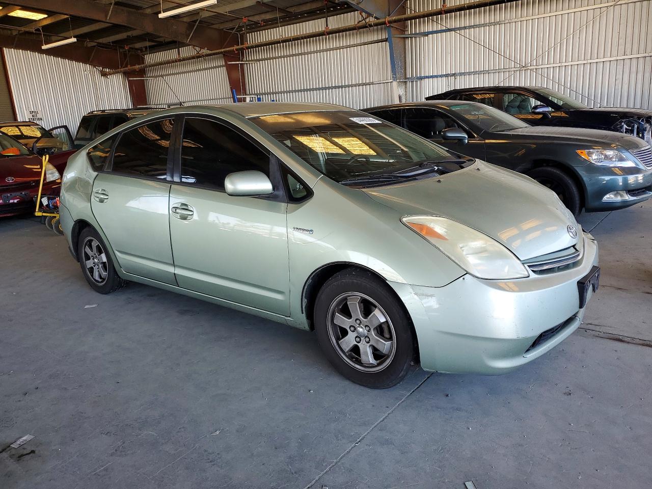 Toyota Prius Base