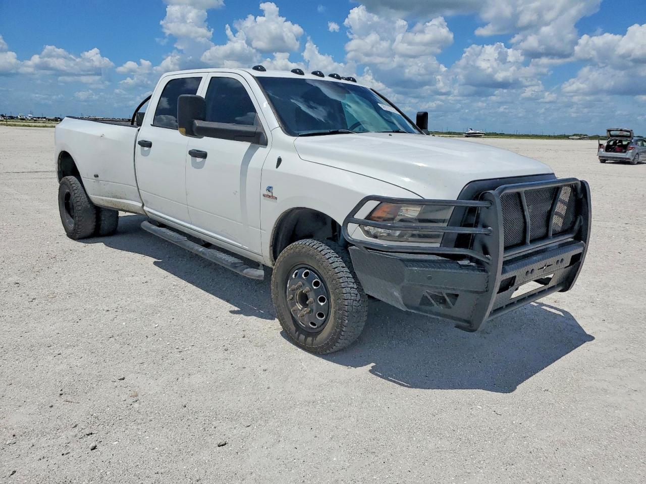 Salvage Ram 3500 Image