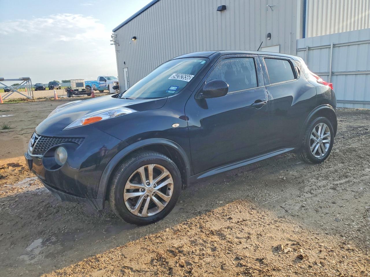 Salvage Nissan Juke Sl Image