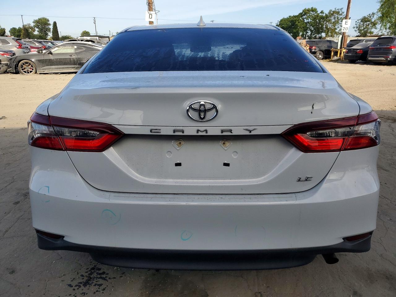 Toyota Camry Le