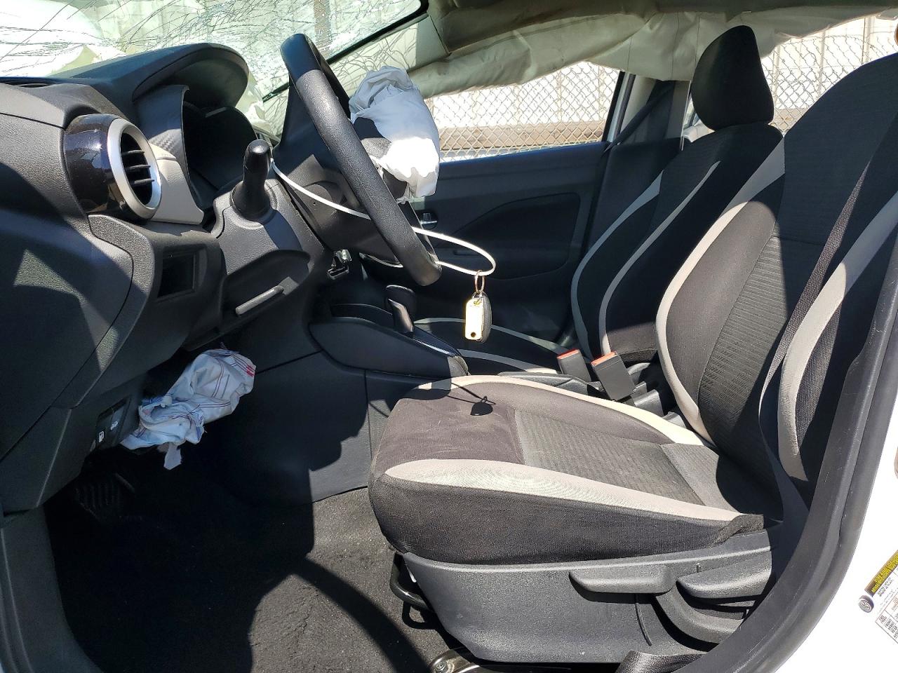 Nissan Versa Sv