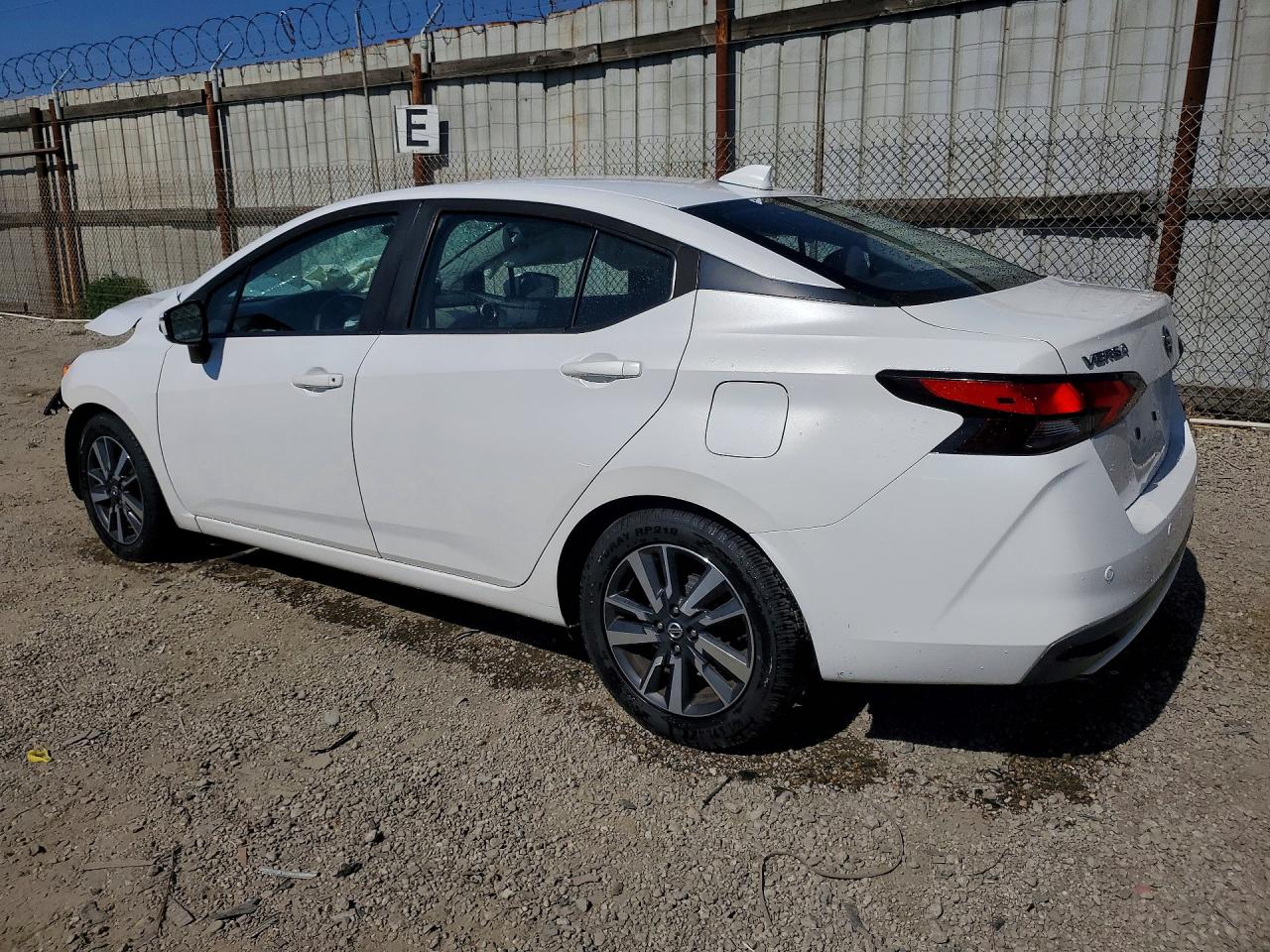 Nissan Versa Sv