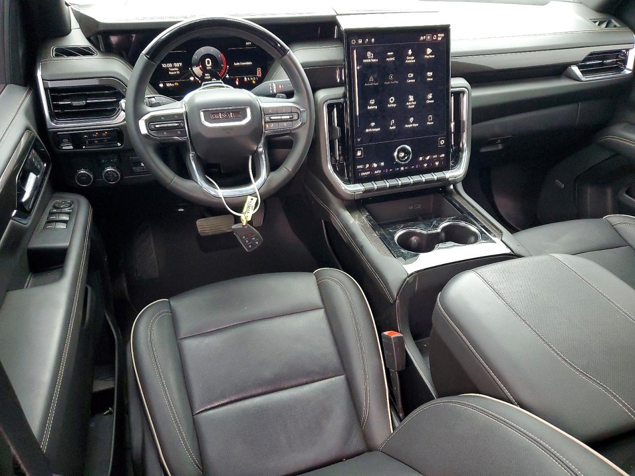 GMC Yukon Elevation