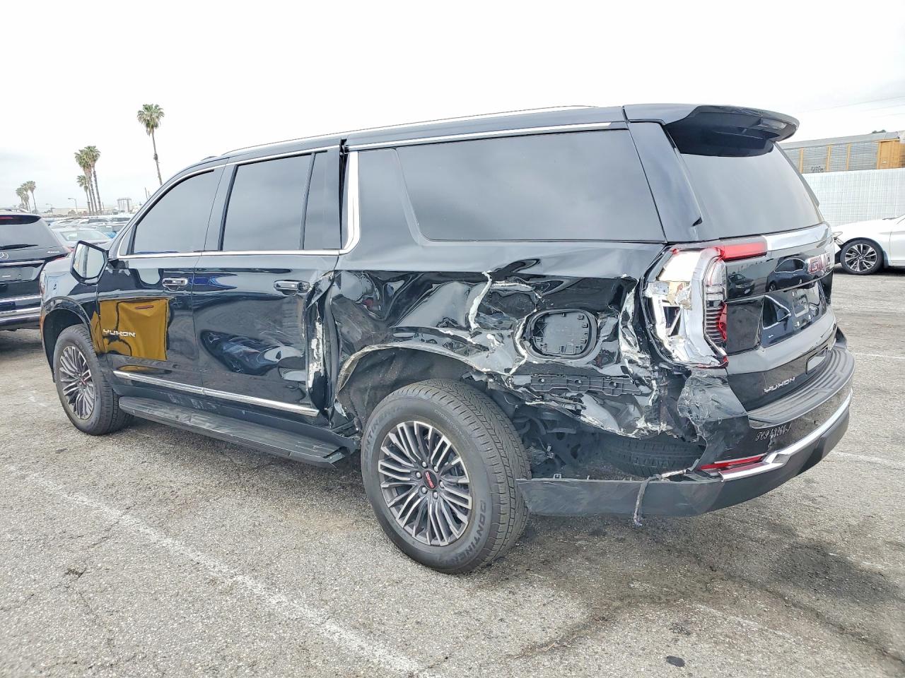 GMC Yukon Elevation