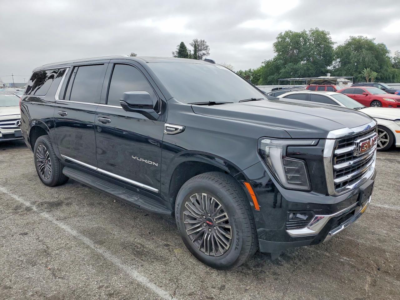 GMC Yukon Elevation