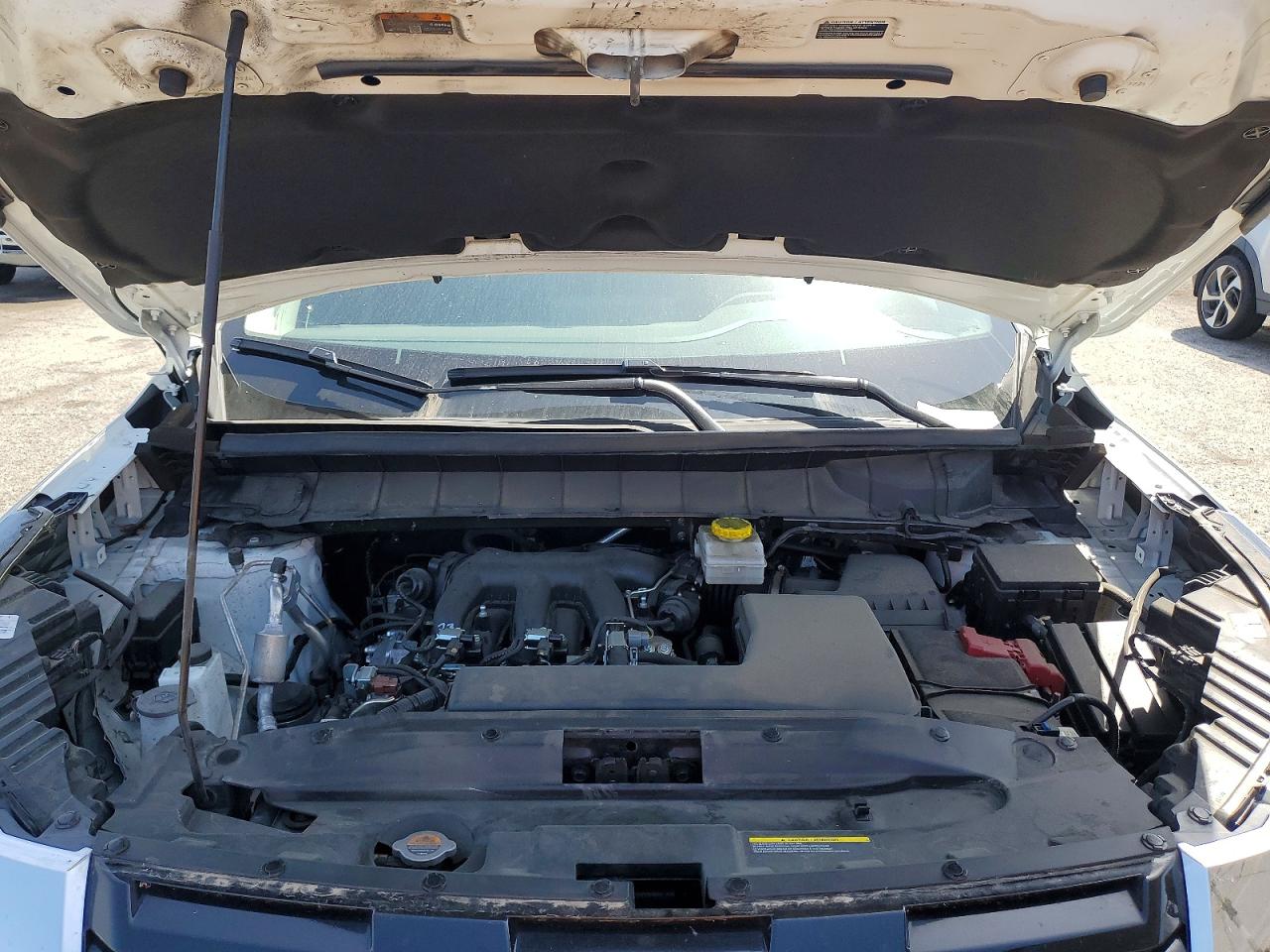 Nissan Pathfinder S
