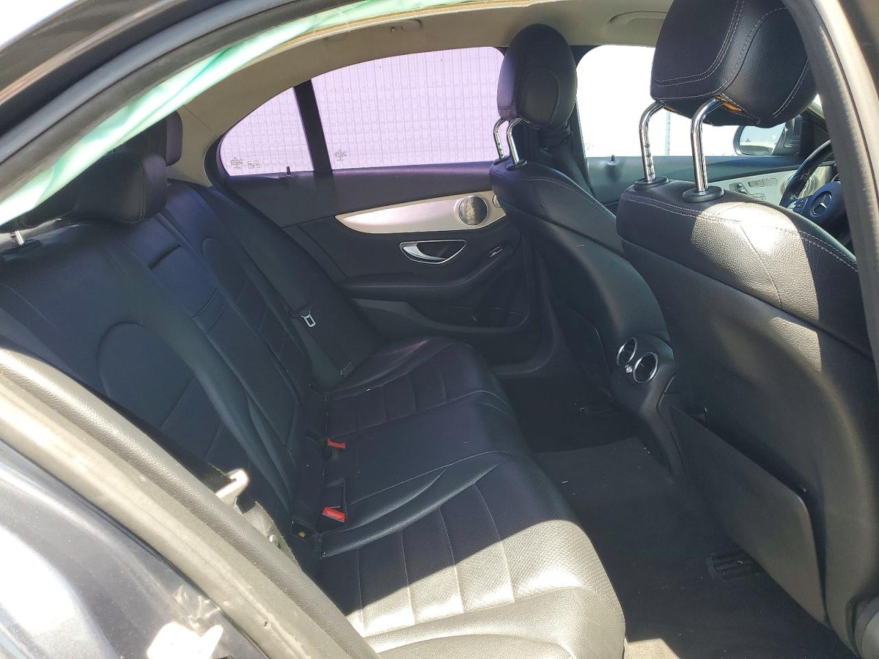 Mercedes-Benz C-Class 300
